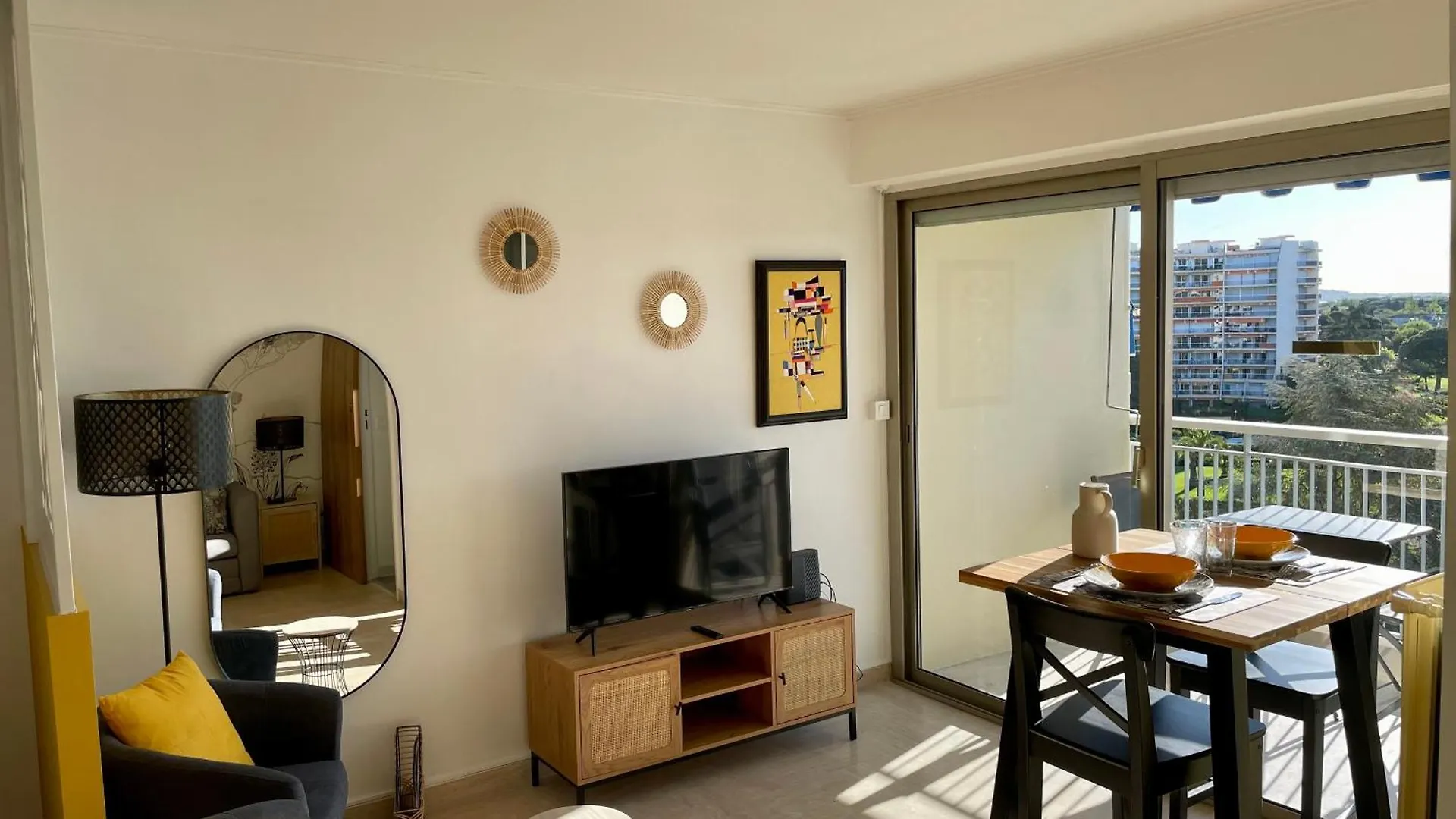 Apartment Studio Avec Vue Sur Marina Et Mer - 2 Adultes Et 1 Enfant Maximum Mandelieu-la-Napoule